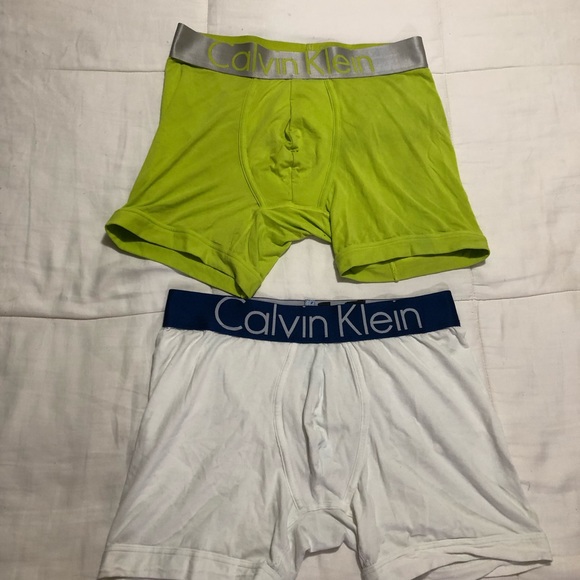 Pkg of 3. Designer Calvin Klein Boxer Briefs./ Men - Picture 3 of 3